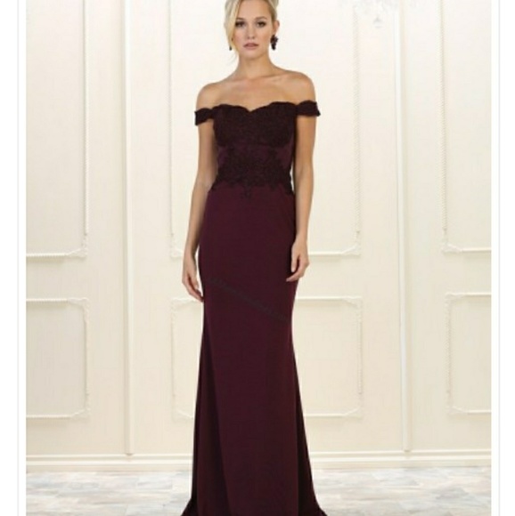 May Queen Dresses & Skirts - This is a beautiful plus size formal dress.